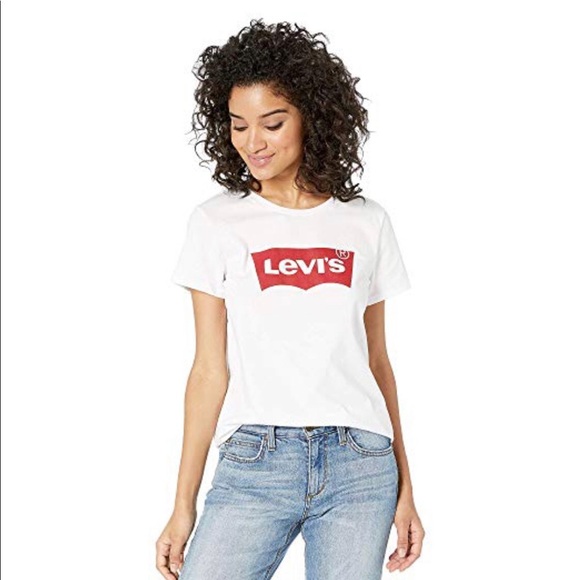 Levi’s |Women's White T-Shirt - Picture 1 of 5